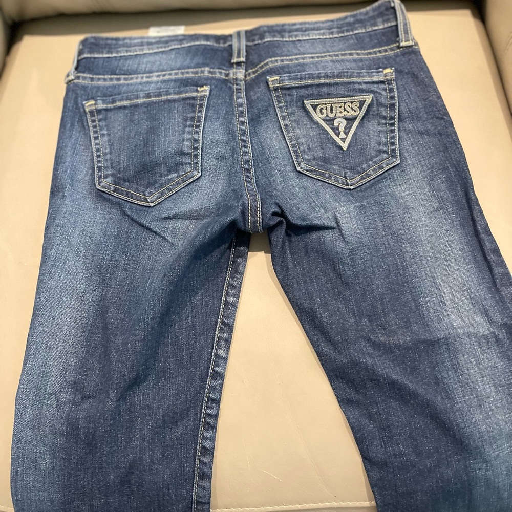 Guess Jeans - Picture 6 of 13